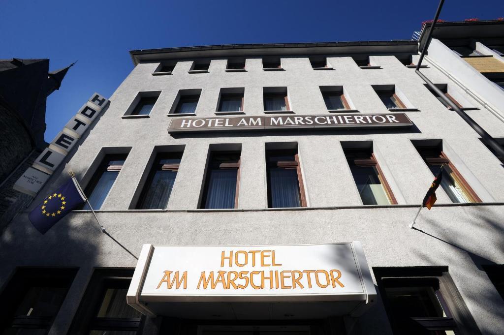Hotel Am Marschiertor Аахен Екстериор снимка